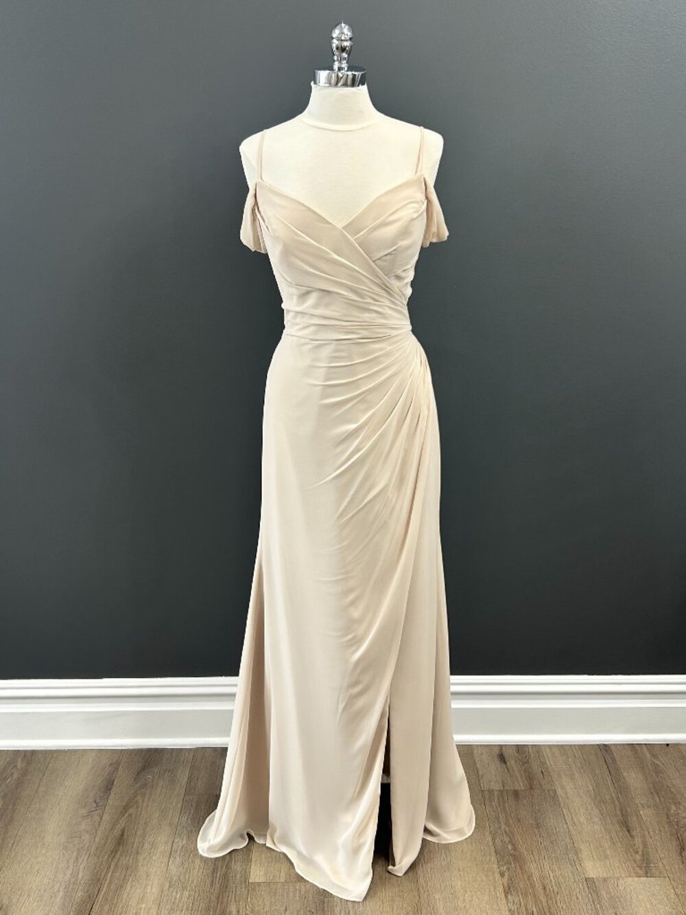 Cashmere Chiffon V-neck Gown Style Mel 32328 Size 12